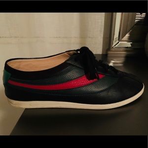 Gucci sneakers. Men size 7.5